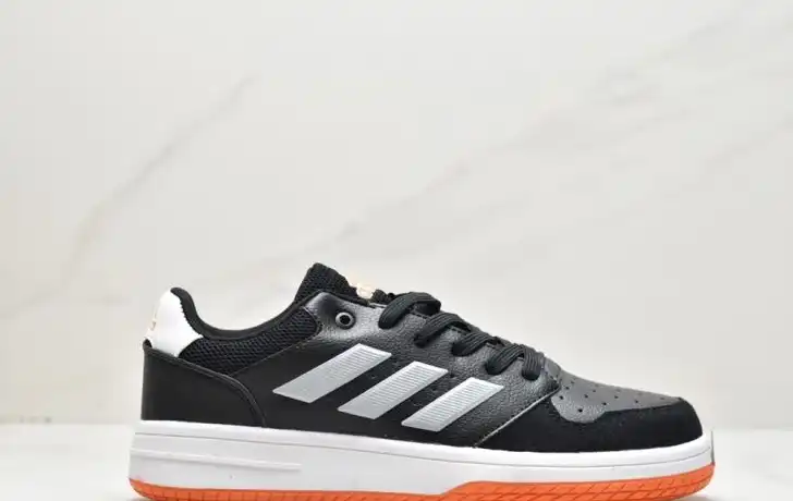 hype Adidas Sneakers