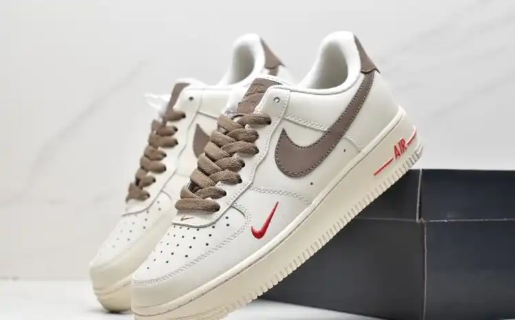 hype Nike Air Force 1