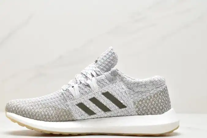 hype Adidas Sneakers