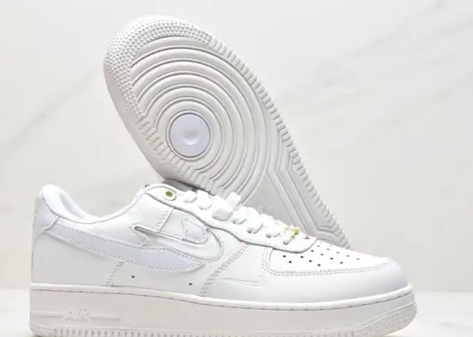 hype Nike Air Force 1