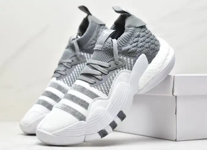 hype Adidas Sneakers