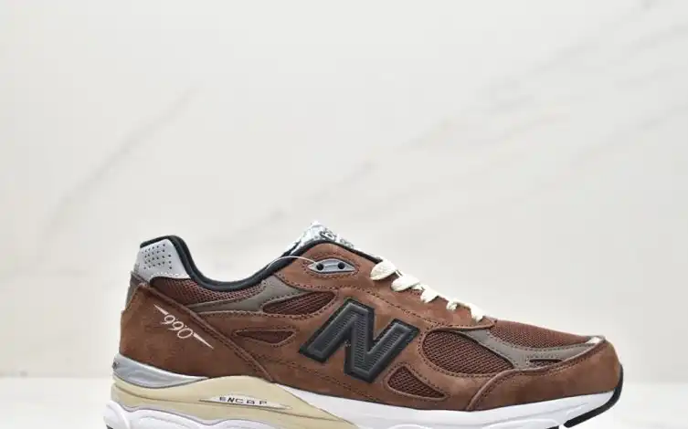 hype New Balance Sneakers