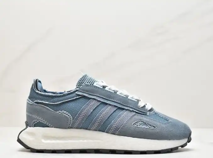 hype Adidas Sneakers