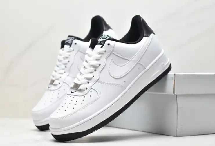 hype Nike Air Force 1