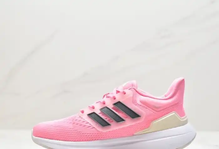 hype Adidas Sneakers