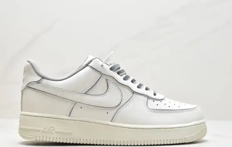 hype Nike Air Force 1