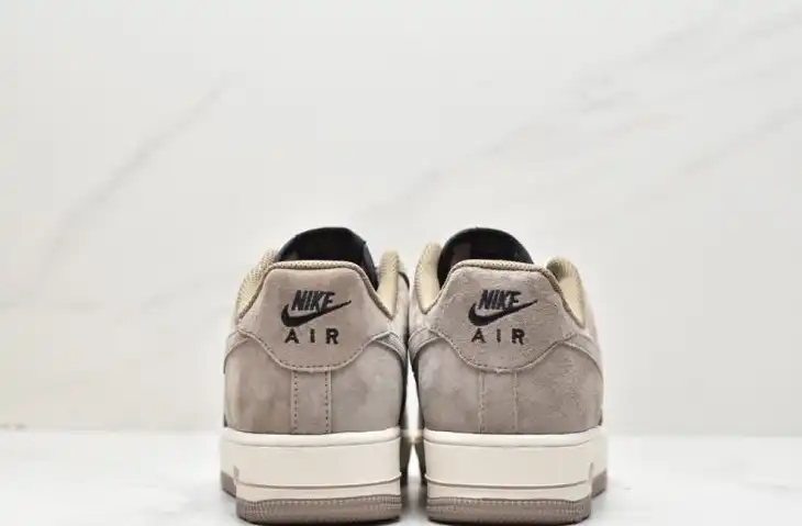 hype Nike Air Force 1