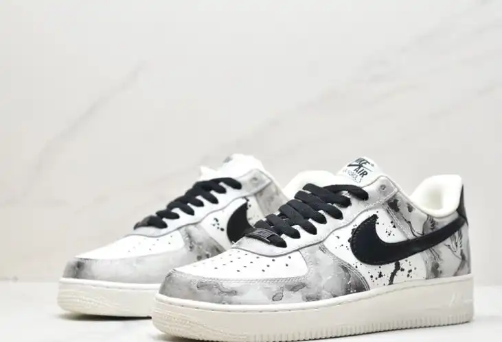 hype Nike Air Force 1