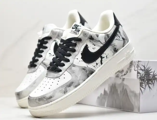 hype Nike Air Force 1