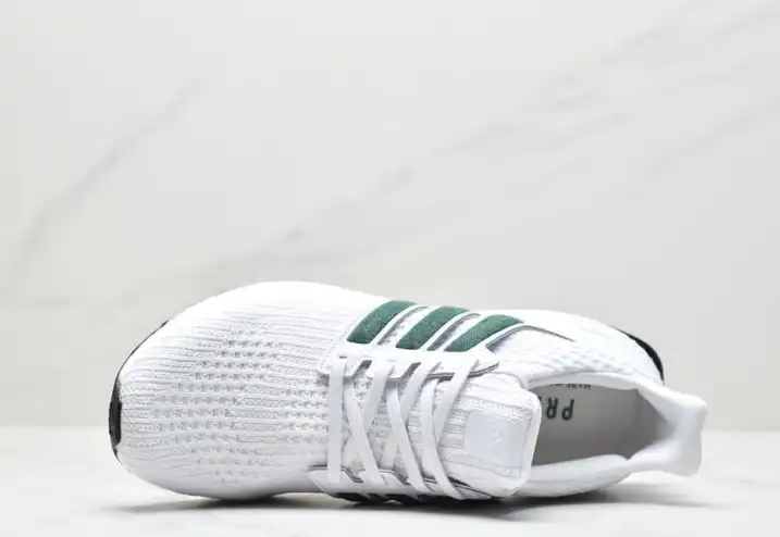 hype Adidas Sneakers