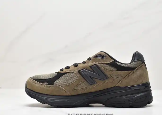 hype New Balance Sneakers