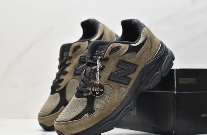 hype New Balance Sneakers