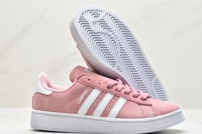 hype Adidas Sneakers