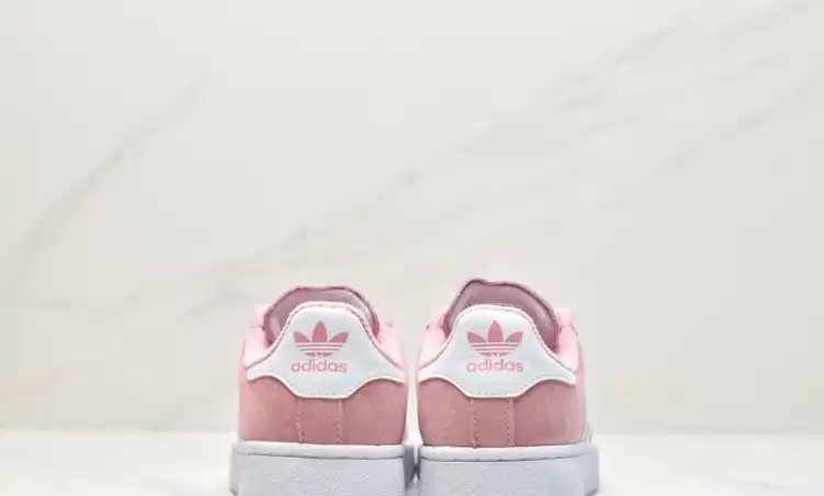 hype Adidas Sneakers