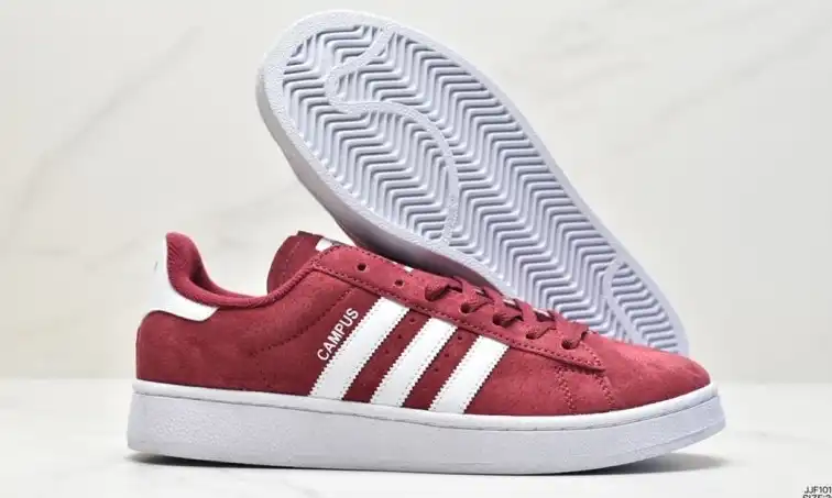 hype Adidas Sneakers