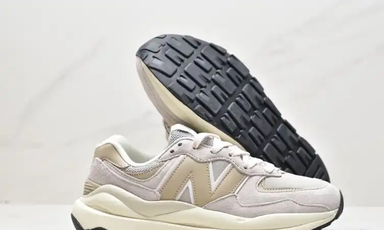 hype New Balance Sneakers