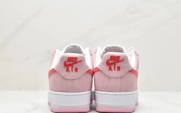 hype Nike Air Force 1