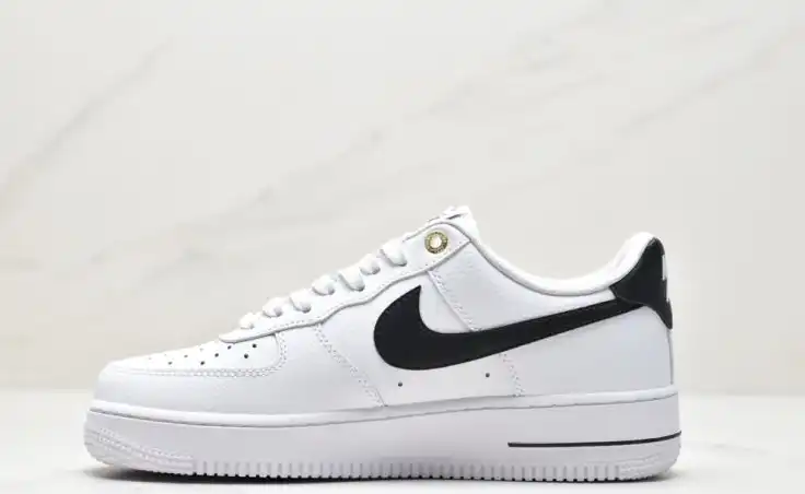 hype Nike Air Force 1