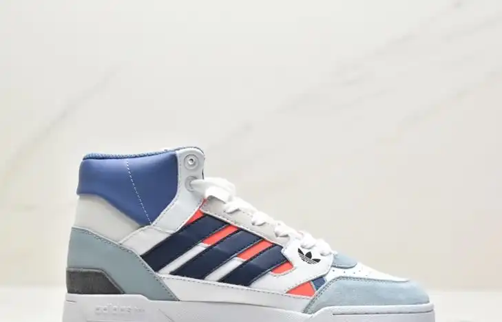 hype Adidas Sneakers