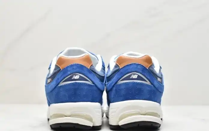 hype New Balance Sneakers