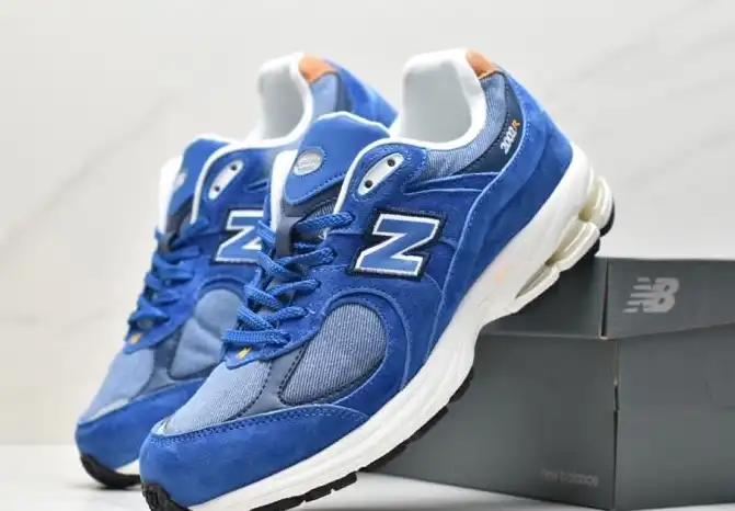 hype New Balance Sneakers