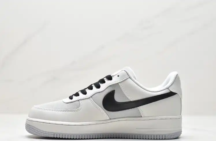 hype Nike Air Force 1