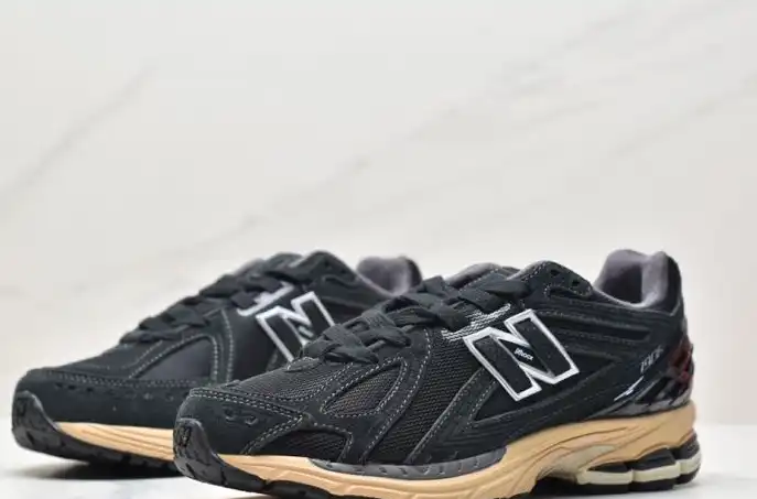 hype New Balance Sneakers