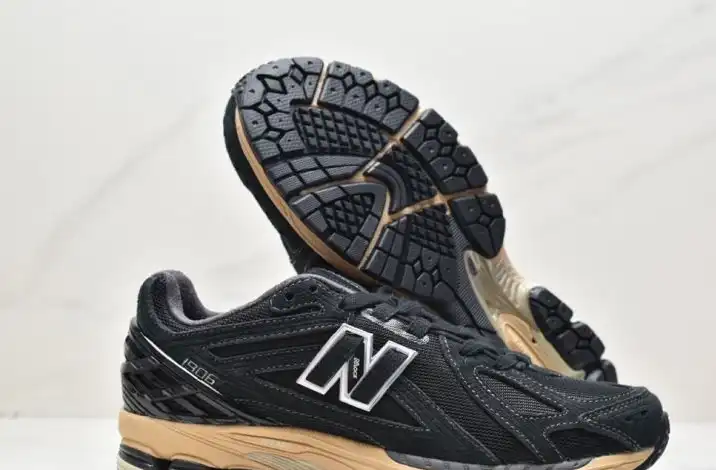 hype New Balance Sneakers