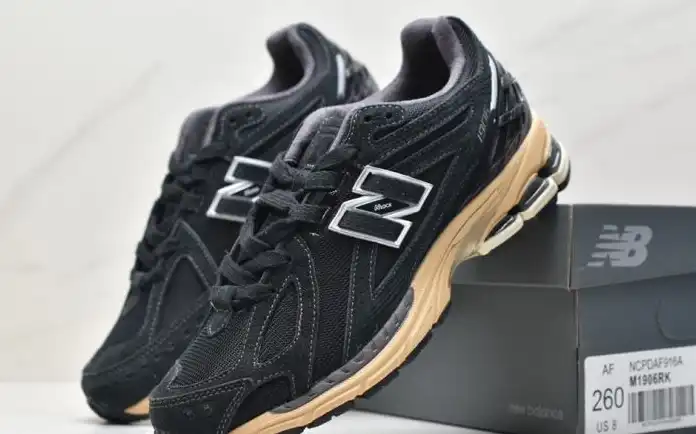 hype New Balance Sneakers