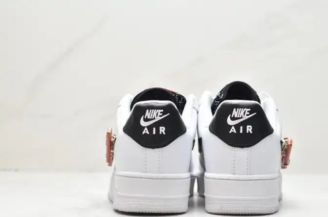 hype Nike Air Force 1