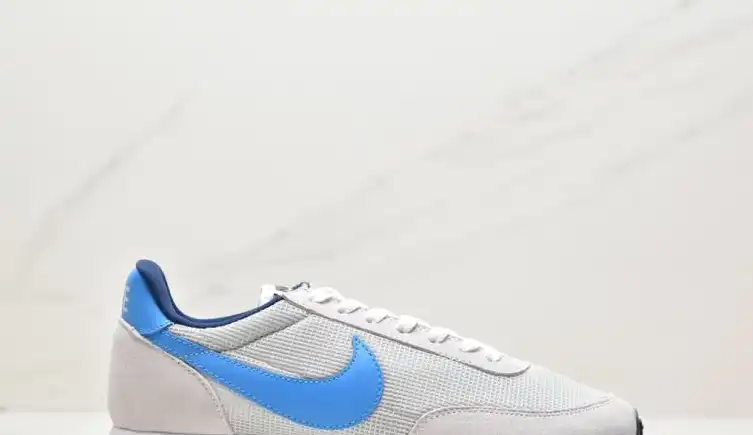 hype Nike Sneakers