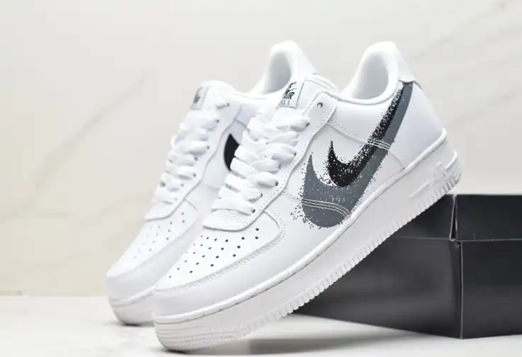 hype Nike Air Force 1