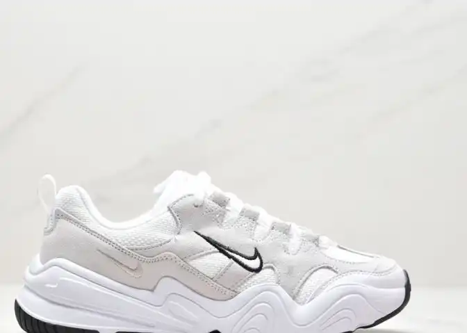 hype Nike Sneakers