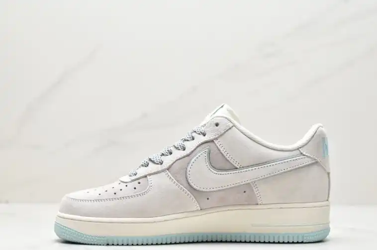 hype Nike Air Force 1