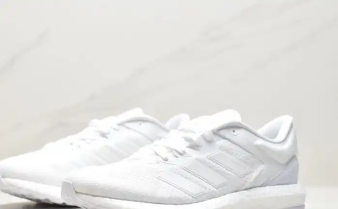 hype Adidas Sneakers