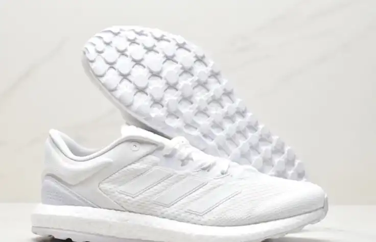 hype Adidas Sneakers