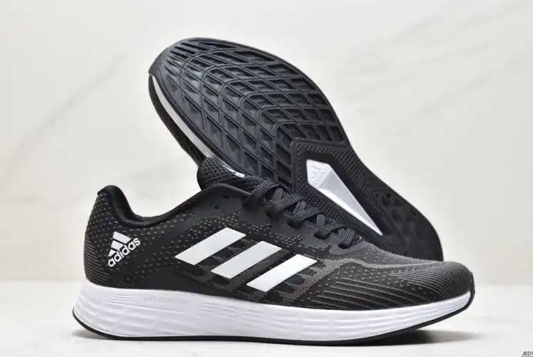 hype Adidas Sneakers