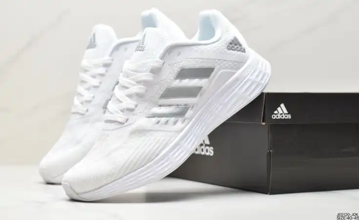 hype Adidas Sneakers