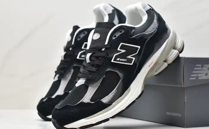 hype New Balance Sneakers