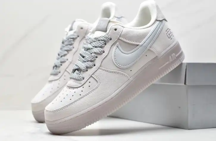 hype Nike Air Force 1