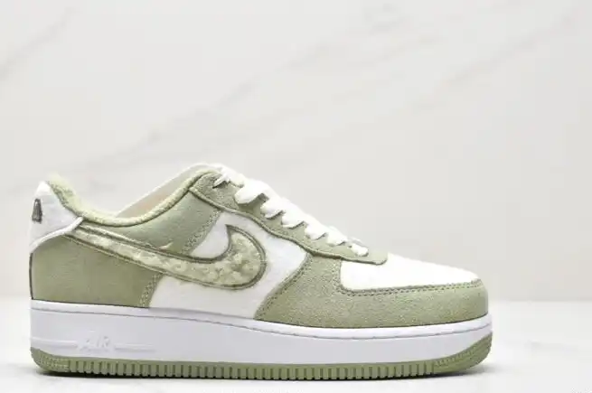 hype Nike Air Force 1