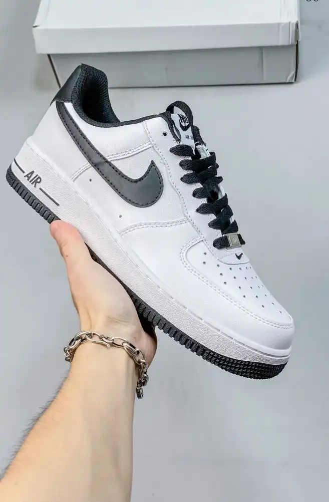 hype Nike Air Force 1