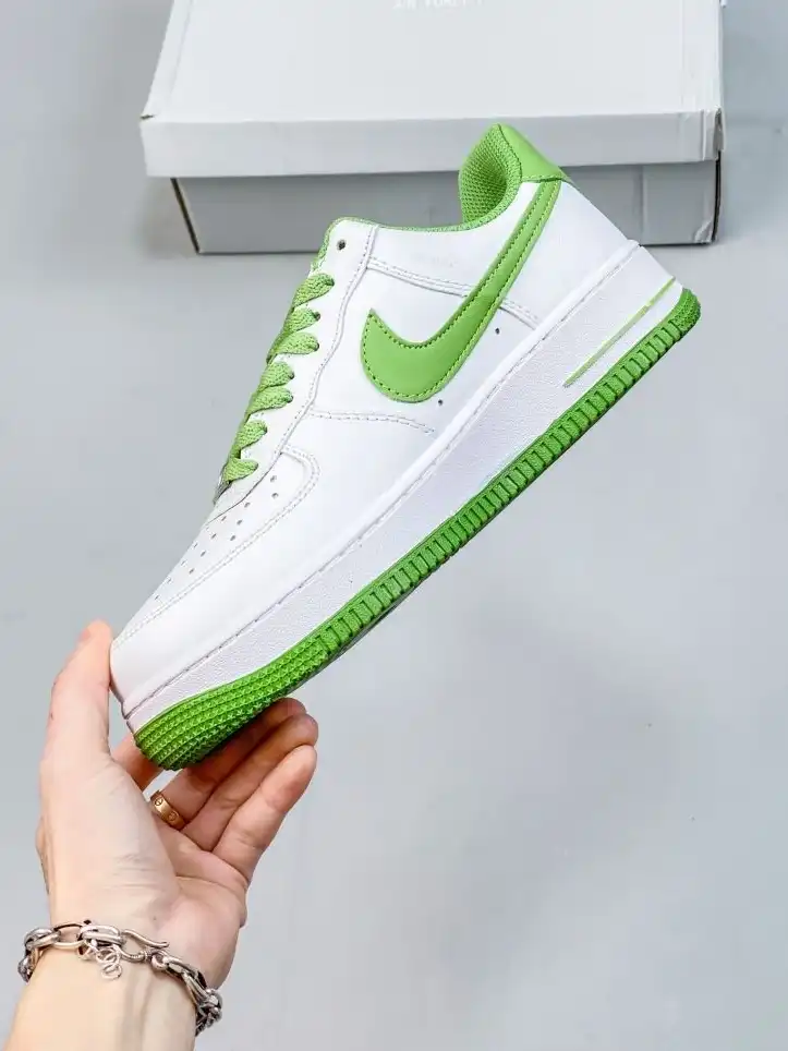 hype Nike Air Force 1