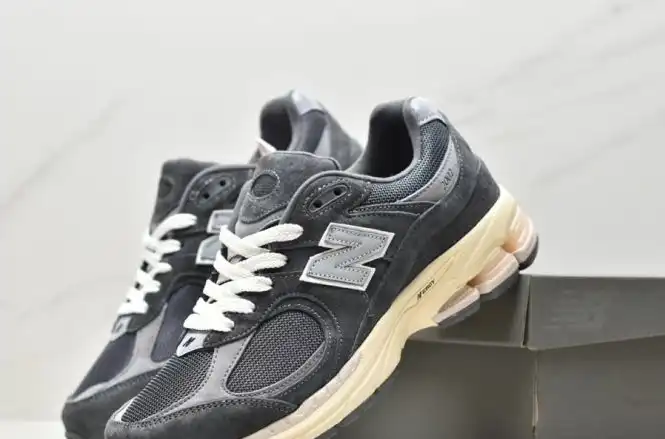 hype New Balance Sneakers