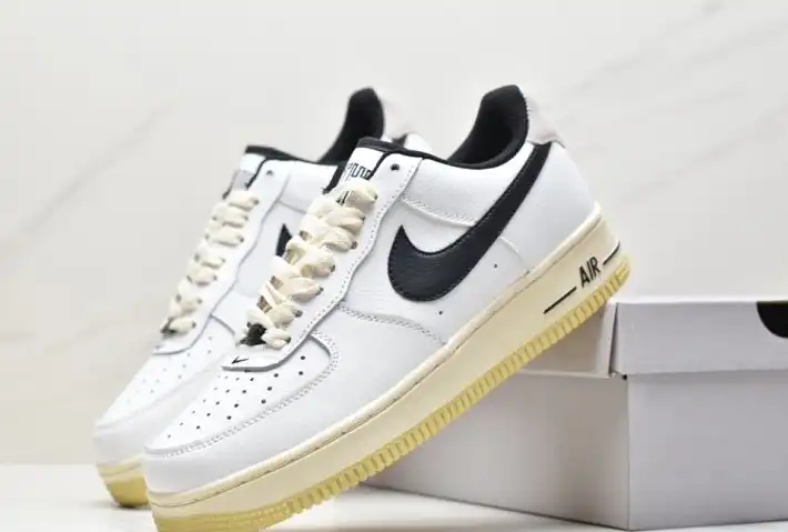 hype Nike Air Force 1