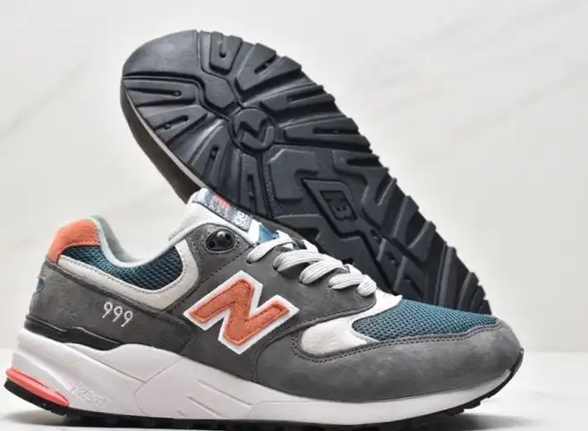 hype New Balance Sneakers