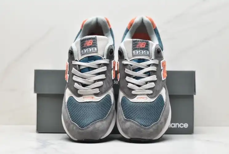 hype New Balance Sneakers