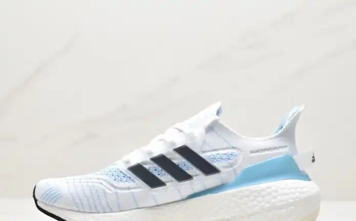 hype Adidas Sneakers