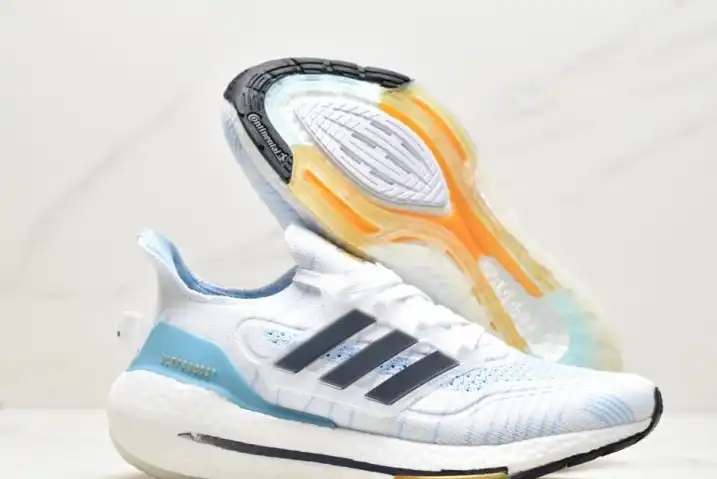 hype Adidas Sneakers