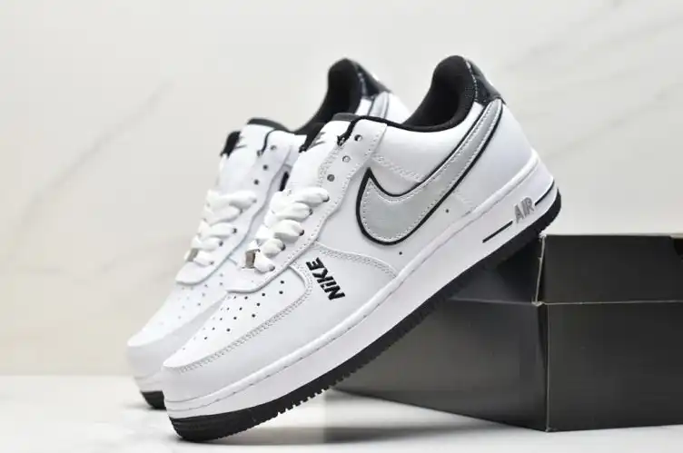 hype Nike Air Force 1